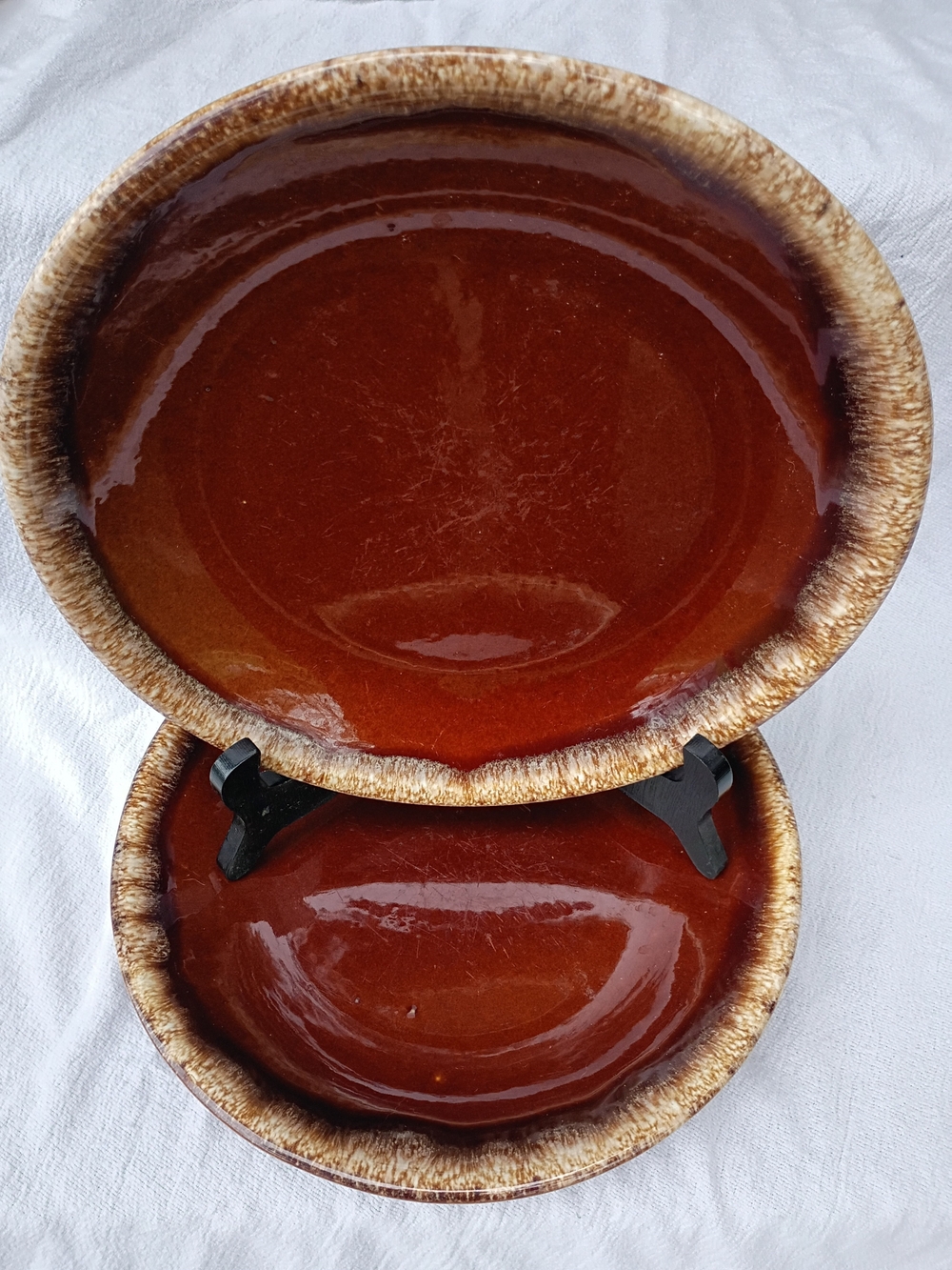 Set of Three Vtg 10 1/4" HULL Pottery Stoneware Brown Drip Glaze Dinner Plates